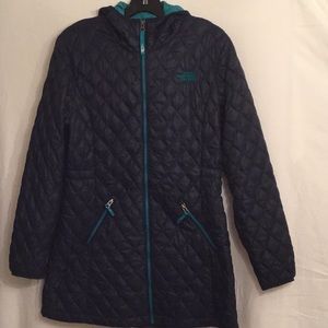North face jacket.  Nice fall jacket, light weight